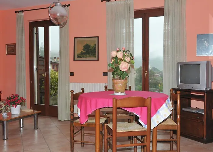 Holiday Home In Idro Near Scenic Hills Crone